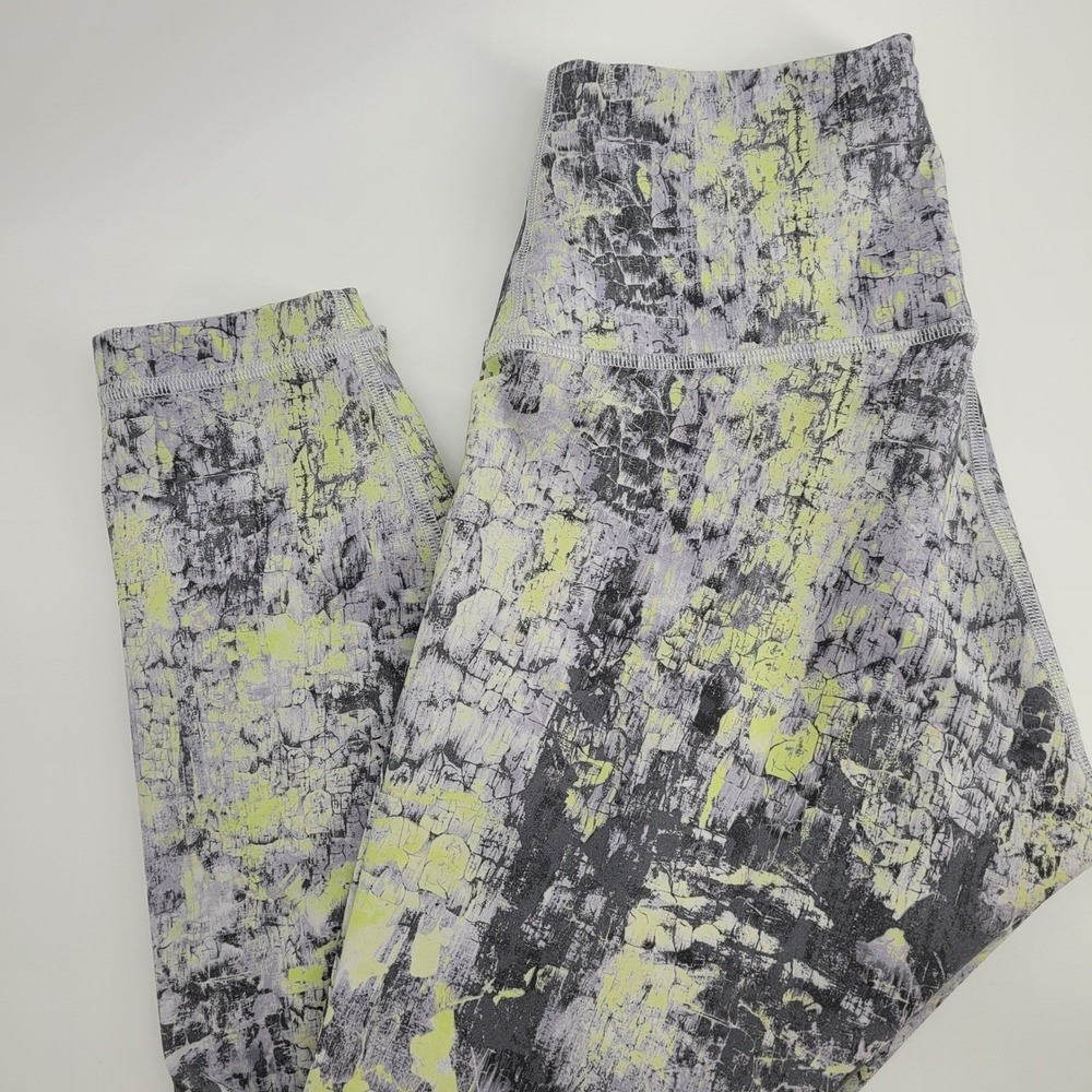 Lululemon Womens Size 6 High Rise Leggings Grey Neon Yellow Crackle Print Yoga